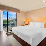 Best Western Plus Inner Harbour Hotel