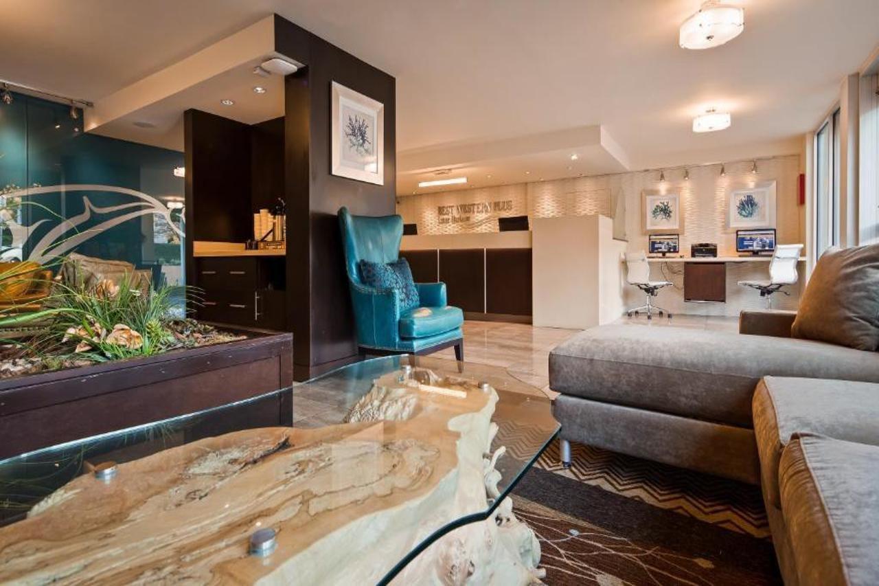 Hotel Western Inner Harbour