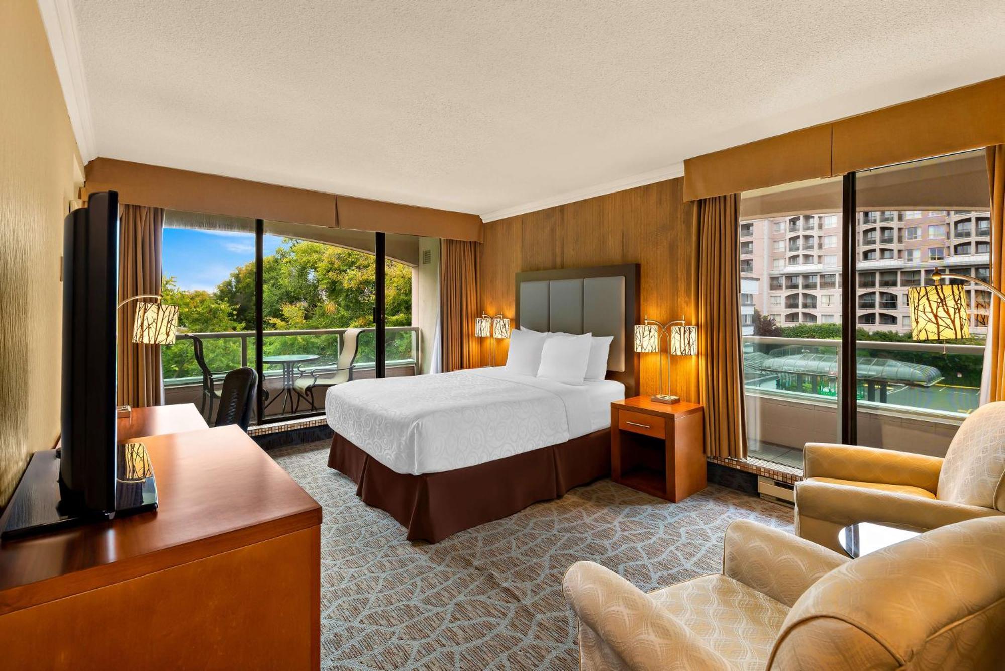Western Inner Harbour 3*