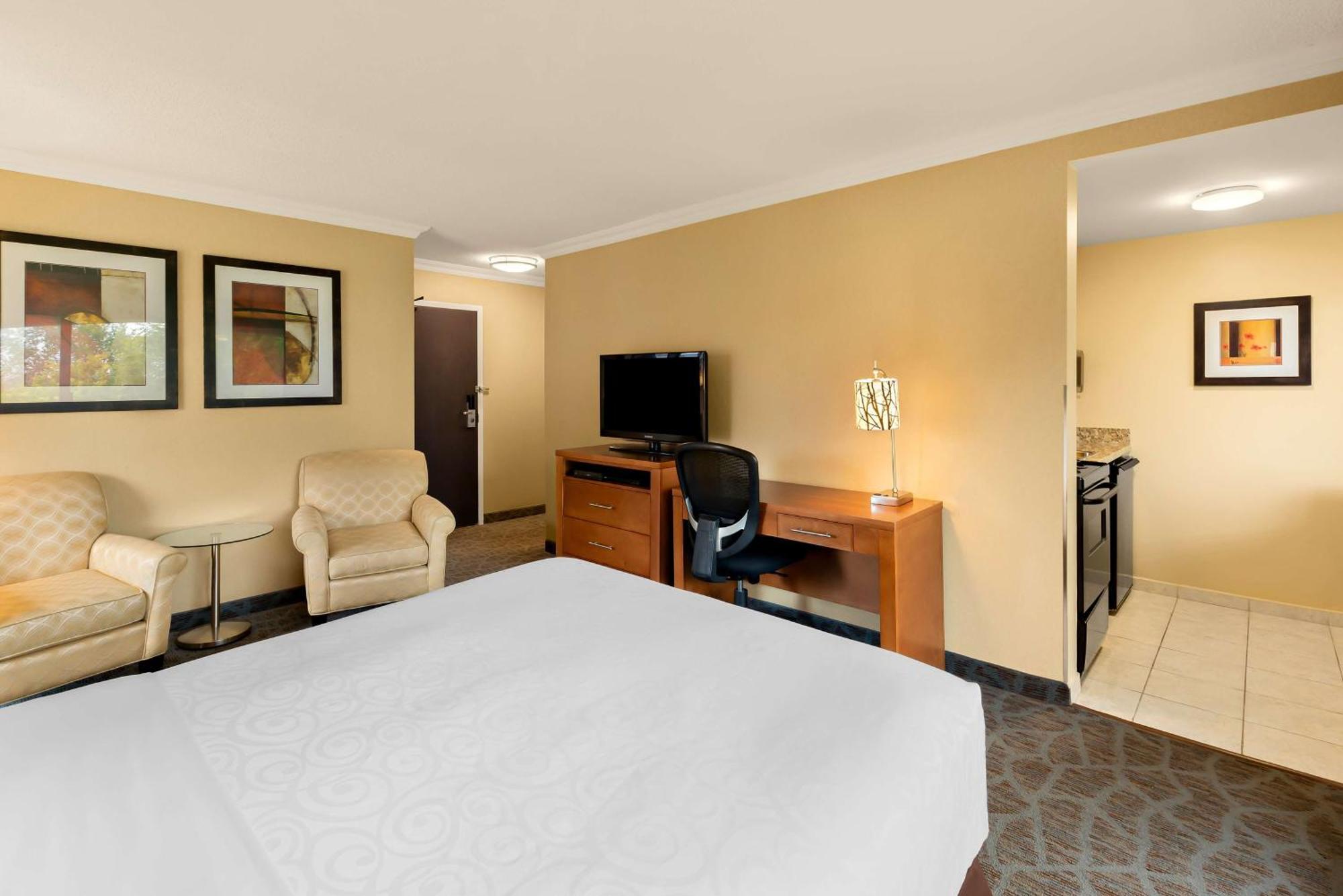Hotel Western Inner Harbour Victoria